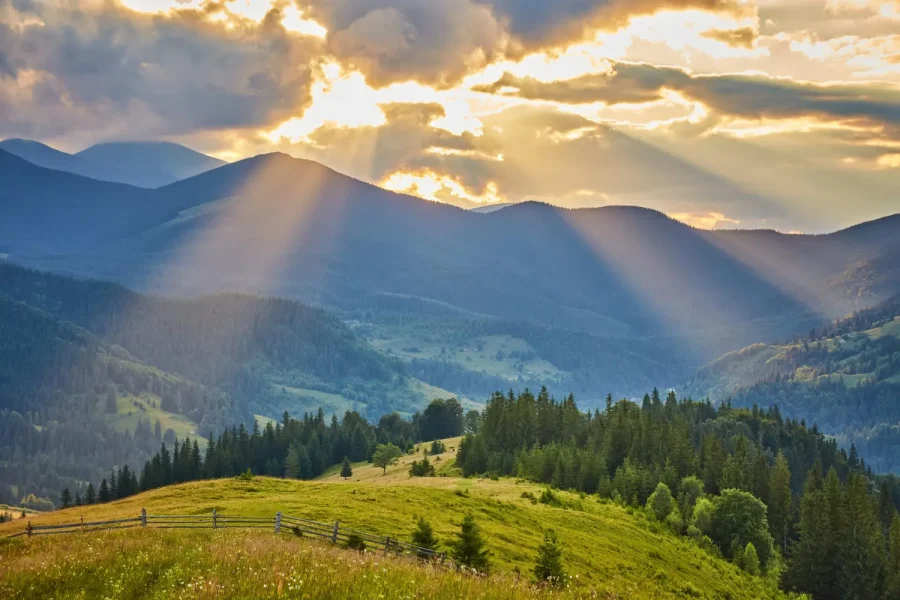 Góry Stołowe – Co warto zobaczyć? Odpowiadamy! 